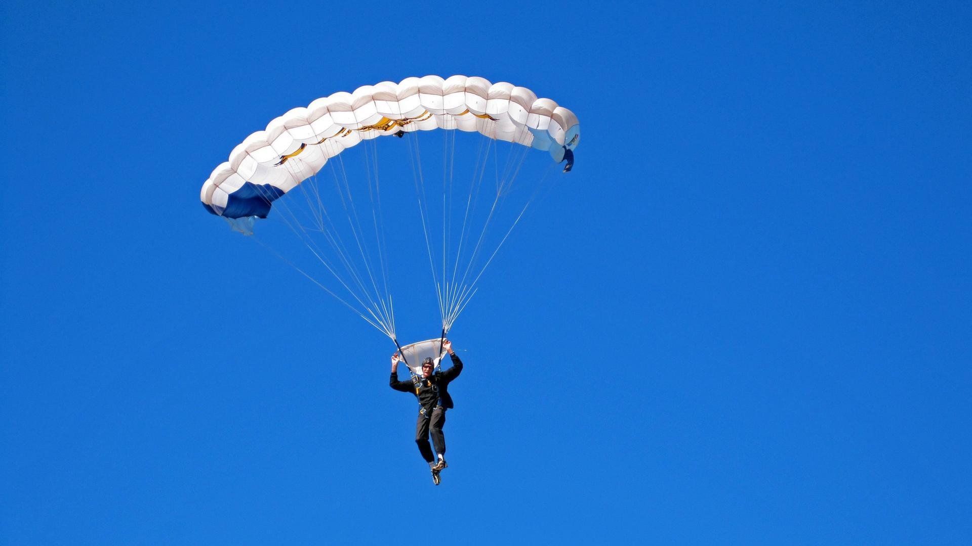 世界杯冰球:加拿大队再夺金牌,冠军在望!,加拿大冰球国家队